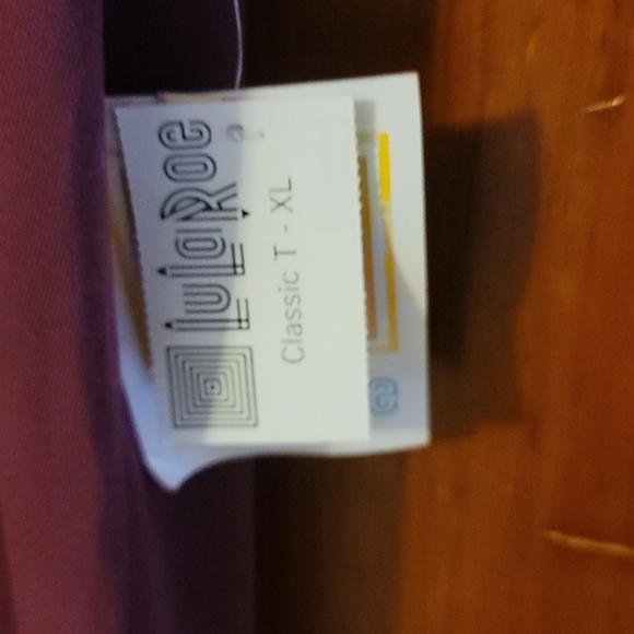 Merlot Lularoe Classic T - Picture 2 of 3